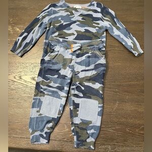 Splendid Camo Boys Sweater Set